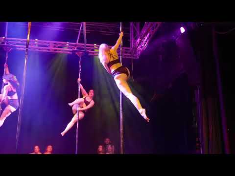 Καθρέφτης – It's all Greek to me - House Of Pole 2025