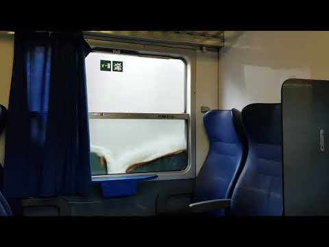 Transito veloce di treno merci