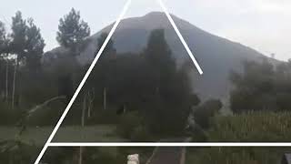 Download lagu Lagu pemanjat by iwan fals mp3