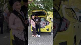 Download lagu Surprise wisuda ke pacar mp3