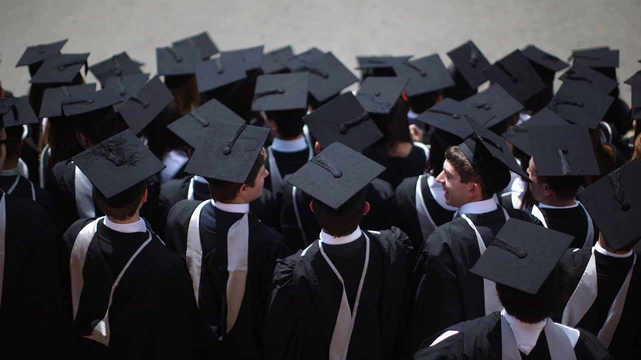 College Kids Don’t Want Your AI - Bloomberg Podcast