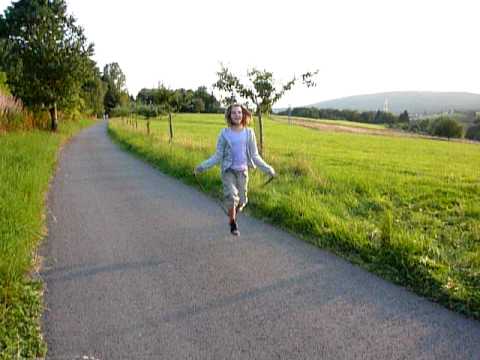 Girl skipping near Gusenburg 820