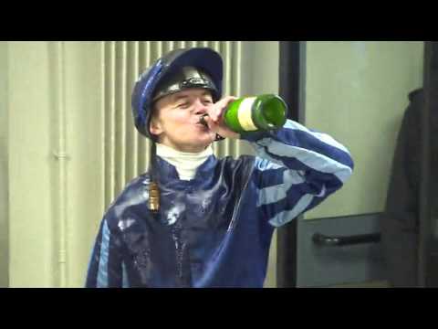 Bain de champagne pour Matthieu Abrivard