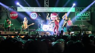 Download lagu geisha indonesia live 2013 selalu salah reggae version @geishaindonesia mp3 Download lagu geisha indonesia live 2013 selalu salah reggae version @geishaindonesia mp3