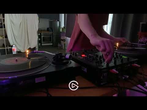 mohm - Minimal Techno