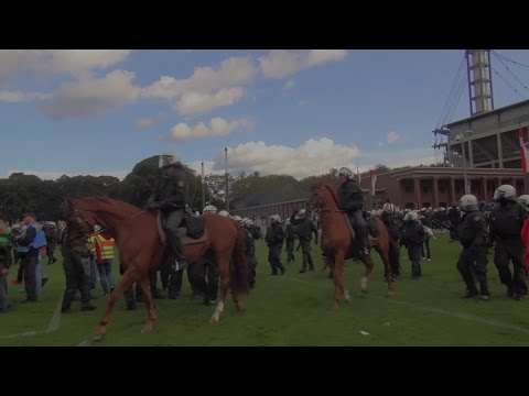 Ausschreitungen vorm Derby zwischen Köln-Mönchengladbach in Köln am 21.09.2014