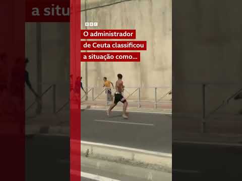 Centenas de migrantes nadam até enclave espanhol na África