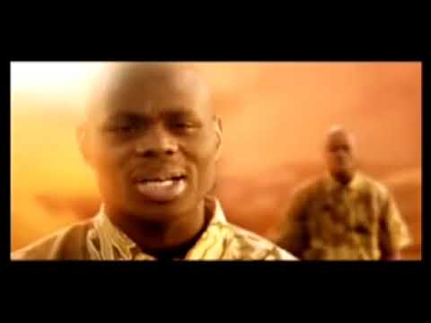 ĶERY JAMES Feat KADER RIWAN- Y'A PAS DE COULEUR (CLIP)