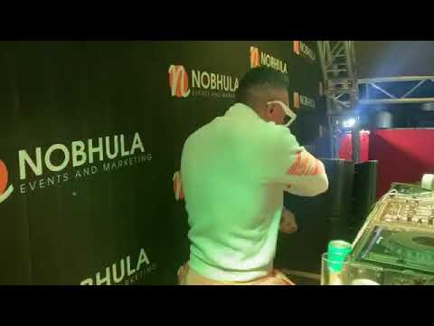 Dj TIRA Abafana base Afro