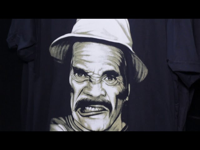 Vídeo relacionado con BLT DISTRIBUTION SRL Iron Maiden Fear of The Dark Camiseta Oficial de Rock Banda Negra Heavy Metal Algodón Unisex Adulto Niños Negro L