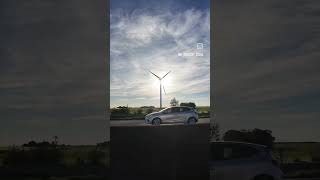 風車を見ると何故かこの曲が脳裏に流れます。。。