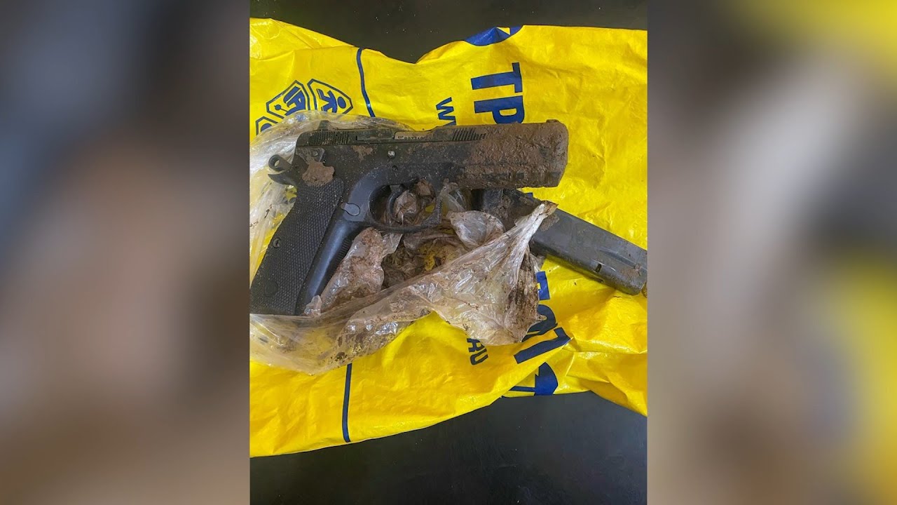 ԳՇ պետի նախկին տեղակալ Տիրան Խաչատրյանի ձերբակալման կադրերը. ոստիկանության տեսանյութը