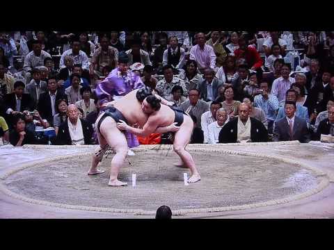 Harumafuji vs Asashoryu (Day11 Kugatsu-Basho 2009 sep)