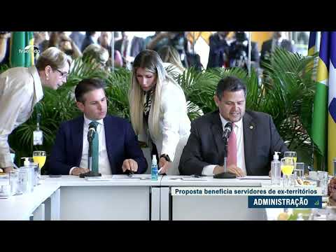 PEC que integra servidores de ex-territórios à União avança na Câmara