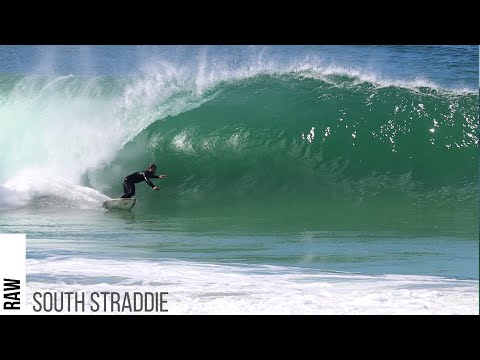 SOLID SWELL HITS SOUTH STRADBROKE ISLAND (Gold Coast, Australia)