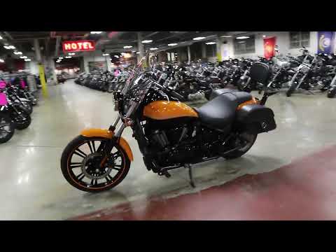 2021 Kawasaki Vulcan 900 Custom in New London, Connecticut - Video 1