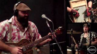 Reverend Peyton's Big Damn Band "Clap Your Hands" Live at KDHX 9/7/10 (HD)