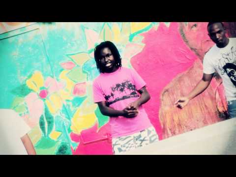 Too'Leyy xx C-Lo x Stacking My Paper