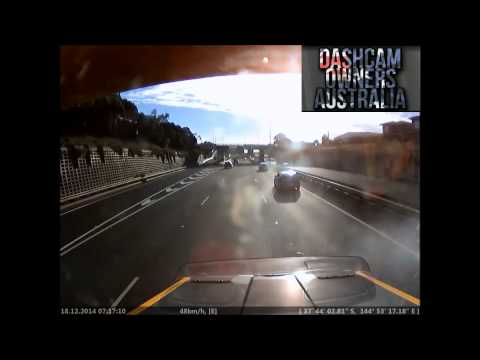 Calder freeway Truck vs Car crash - Dash Cam Owners Australia