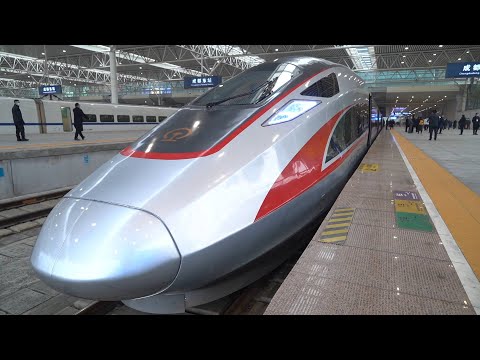 Thumbnail of a video on Fuxing bullet trains entering service on the Chengdu-Chongqing high-speed railway