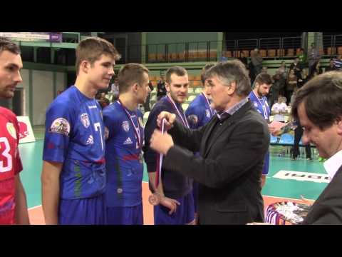 Slovenský pohár 2016 - dekorácia strieborného tímu VK Bystrina SPU Nitra