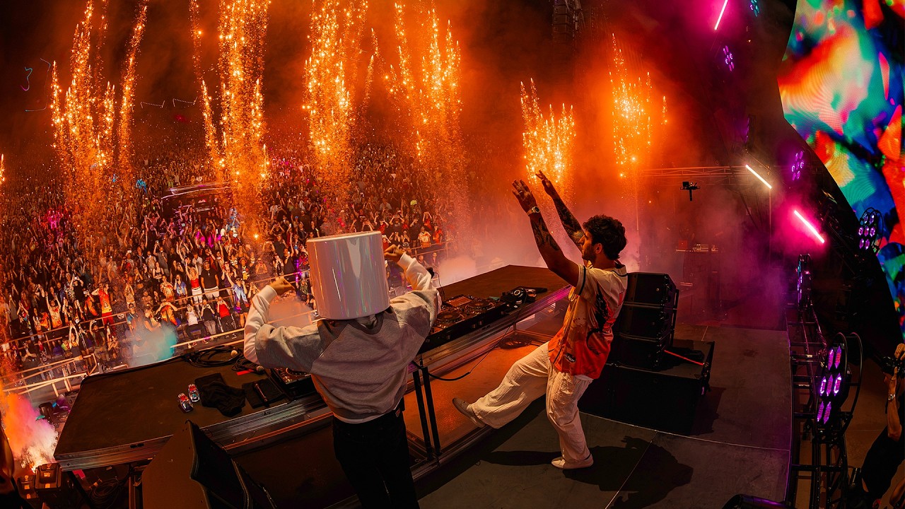 Marshmello, ILLENIUM - Close My Eyes (Feat. SACHA) [Live at Red Rocks]