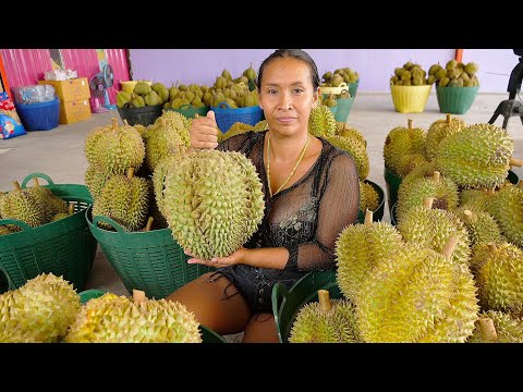 The Master of Cutting Durians That Smells Like Hell - Thai Street Food