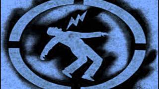 Green Day - Fashion Victim (Lyrics)