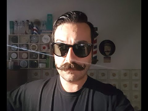 Una Sbarbata Cannellosa con Farinik Rasoio Filmarmonica 14 Pennello Ds Cosmeti Tuxedo