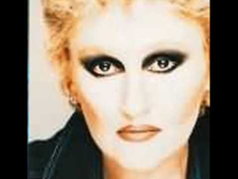 Μαρία Δημητριάδη - ΕΝΑ ΠΡΩΙΝΟ - Μουσική Σταύρος.Ξαρχάκος -Στίχοι Γιώργος Παπαστεφάνου