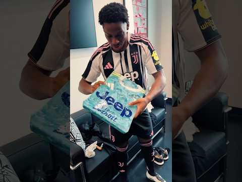 A real frozen jersey for Iceman but something went wrong 🥶 #david #iceman #jersey #juventus