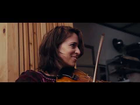 Natalie and Brittany Haas with Timo Alakotila "Finally" LIVE