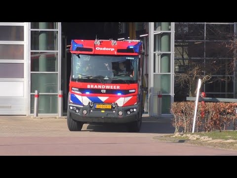Uitruk Elektrische Tankautospuit Brandweer Osdorp met spoed naar een gaslucht!
