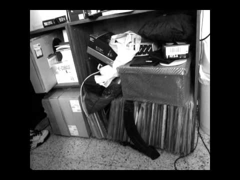 [Ragga-Jungle] Dijeyow - Listen Rastaman    (2010)