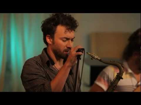Korhan Futacı ve Kara Orkestra - Geleneksel Mahşer Günü / #akustikhane ‪#sesiniaç