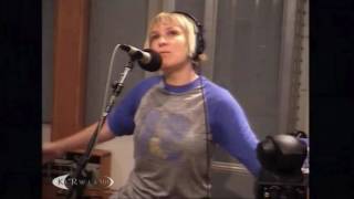 Sia - The Girl You Lost To Cocaine (Live at KCRW 2007)
