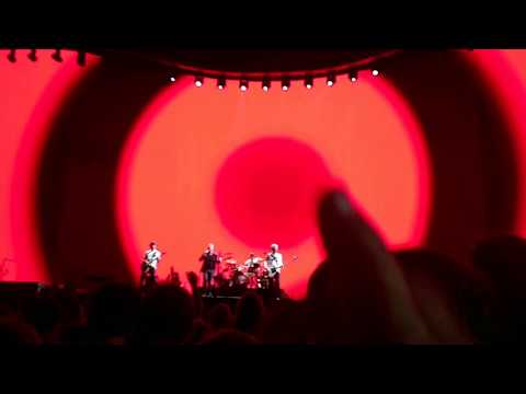 U2 "Vertigo" (The Joshua Tree Tour 2017. Barcelona, Spain).
