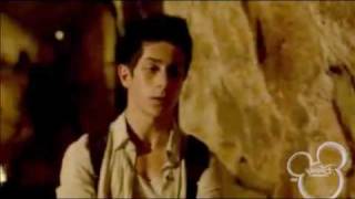 David Henrie and Vanessa Hudgens -Plan B trailer