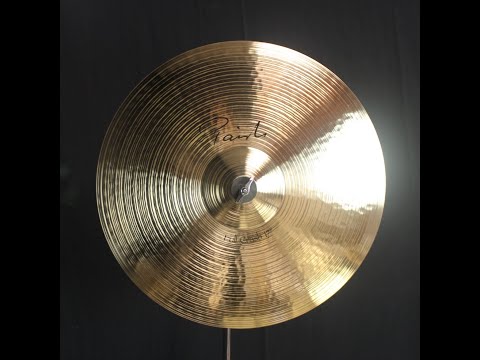 Paiste 17" Signature Full Crash - 1219g (video demo) image 2