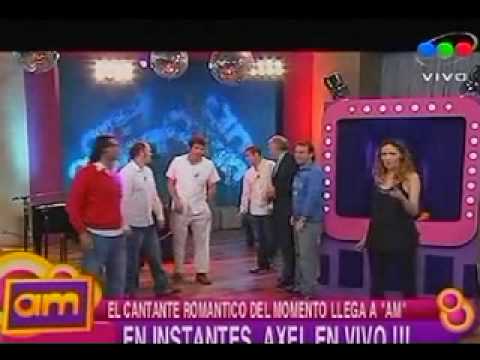 Desfile de Walter Queijeiro por su regreso a AM 01/10/09