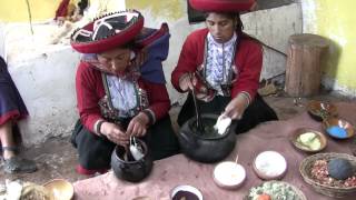 preview picture of video 'Chinchero Artisans.  Sacred Valley Peru.  2012'