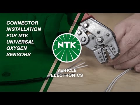 Connector installation for NTK universal oxygen sensors