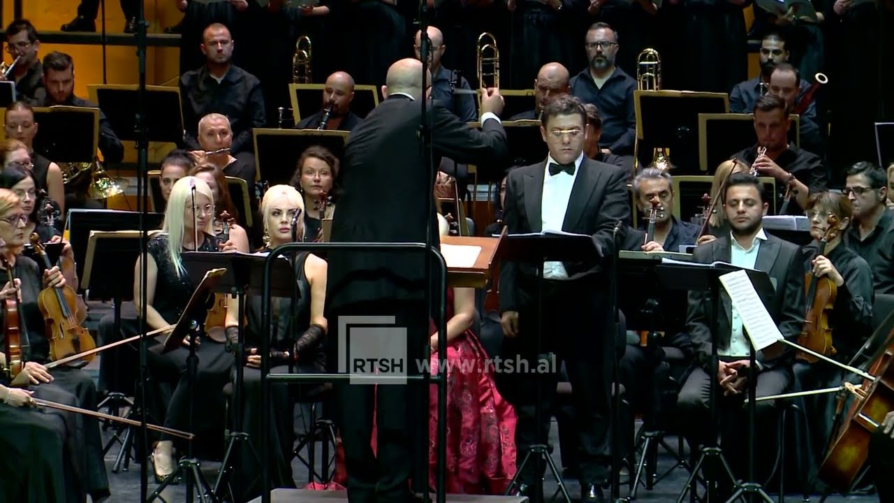 “Beethoven” përmbyll sezonin artistik, mbrëmje magjike nga Orkestra e RTSH-së dhe kori i Teatrit të Operës dhe Baletit