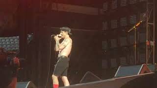 Red Hot Chili Peppers - Suck My Kiss (Live @ Paris 8/7/2022)