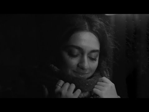 "Bilməm, bu nazənin"