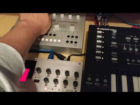 Elektron Machinedrum Analog Keys and Acidlab Bassline