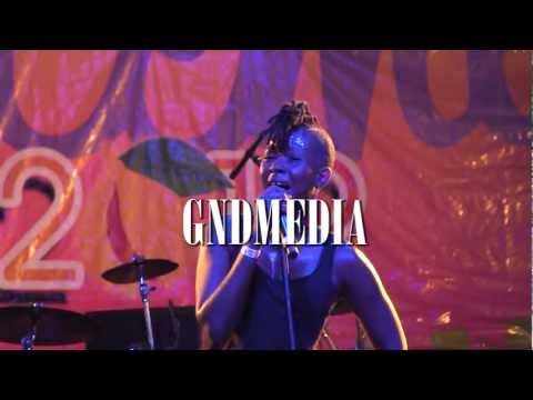 Bunji Garlin & Faye-Ann Lyons.mpg