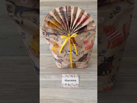 How to wrap a gift! Gift wrapping ideas #fyp #gift #giftwrapping #how #giftideas #diy #birthday