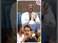 எப்படி உருட்டு கட்டையோட நிக்குறாங்க 