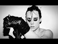 Misfits - Runaway (Lyrics)